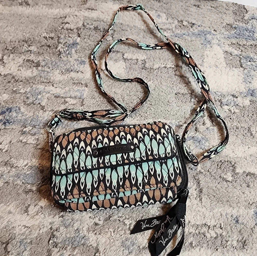 Vera Bradley‎ Sierra Stream All-in-One Crossbody Bag. Turquoise brown